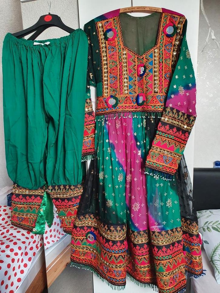 Afghaanse Jurk - Maat M/L, Kleding | Dames, Carnavalskleding en Feestkleding, Zo goed als nieuw, Kleding, Overige thema's, Maat 38/40 (M)