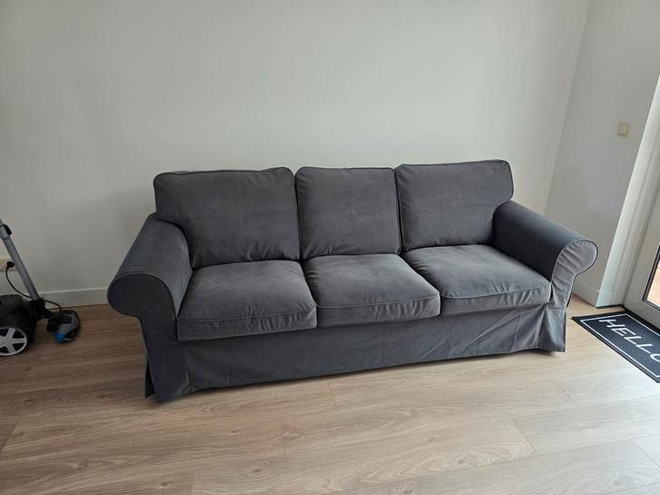 Ikea Ektorp 3-zits bank met nieuwe hoes, Huis en Inrichting, Banken | Bankstellen, Zo goed als nieuw, Rechte bank, Driepersoons
