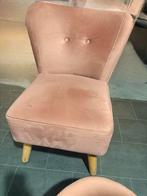 Leuk roze velvet fauteuil / voetenkrukje, Ophalen of Verzenden, Zo goed als nieuw, Stof, 50 tot 75 cm