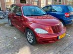 Chrysler PT Cruiser 2.4 I 16V 2005 Rood, Voorwielaandrijving, 450 kg, 74 €/maand, Zwart