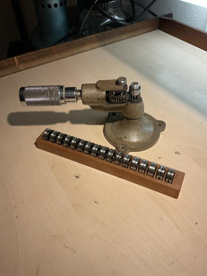 Edelsmids gereedschap ring vergroter /wals, Doe-het-zelf en Verbouw, Gereedschap | Handgereedschap, Gebruikt, Ophalen of Verzenden