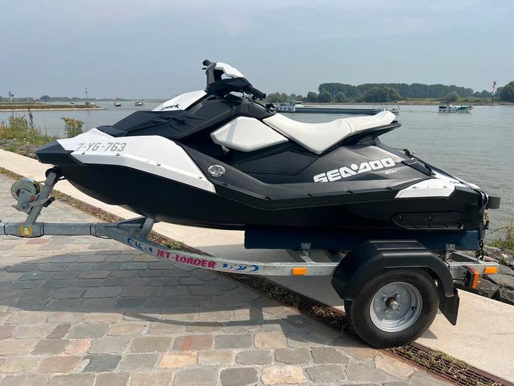 Seadoo spark 2up met IBR 110 PK 81 vaar uren, Watersport en Boten, Jetski's en Waterscooters, Zo goed als nieuw, 70 tot 120 pk