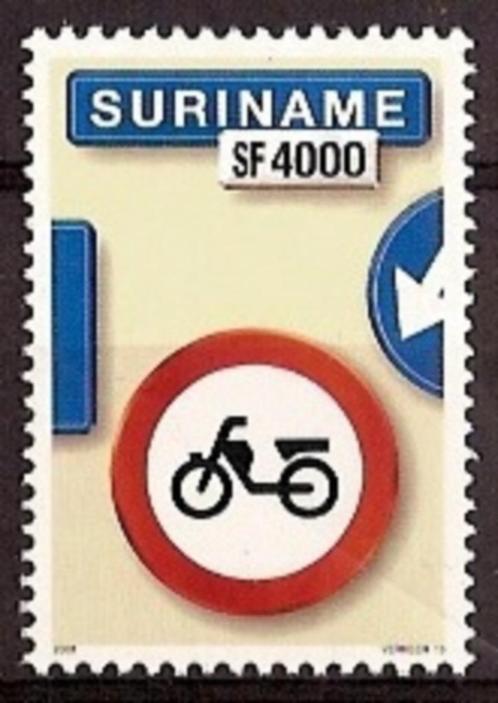 Suriname 1193 postfris Verkeersbord 2003, Postzegels en Munten, Postzegels | Suriname, Postfris, Ophalen of Verzenden