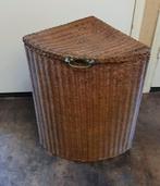 Antieke Lloyd Loom wasmand hoekmodel Lusty, Antiek en Kunst, Curiosa en Brocante, Ophalen