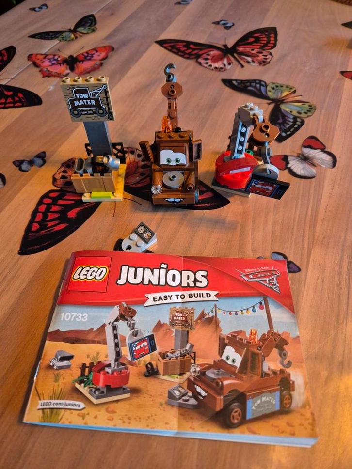 Lego Juniors 10733 Takels Sloopterrein - Cars, Kinderen en Baby's, Speelgoed | Duplo en Lego, Zo goed als nieuw, Lego, Complete set