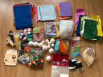 Box Knutselspullen creatief materiaal surprise maken, Hobby en Vrije tijd, Ophalen, Zo goed als nieuw, Materiaal