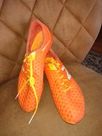 New Balance voetbalschoenen maat 44, Maat XS of kleiner, Ophalen of Verzenden, Zo goed als nieuw, Schoenen