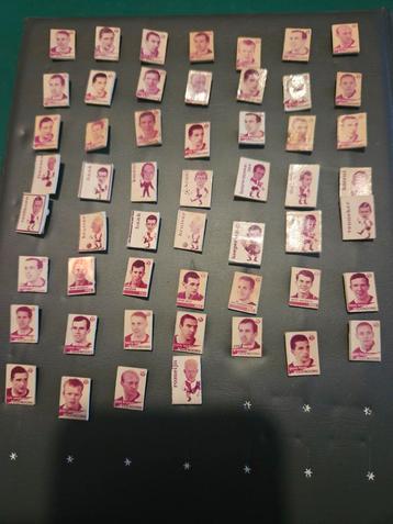 FEIJENOORD SPELDJES  beschikbaar voor biedingen