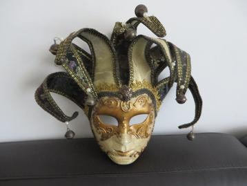 Carnavals masker, Italiaans, stad Venetie, nar, belletjes beschikbaar voor biedingen