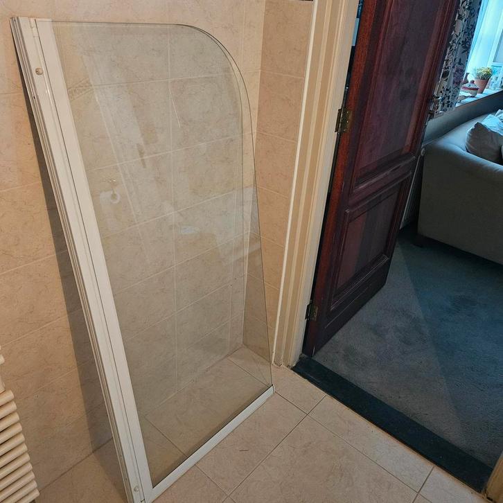 Douchewand 6mm - Ideaal voor Bad, Huis en Inrichting, Badkamer | Badkamermeubels, Zo goed als nieuw, Overige typen, 150 tot 200 cm