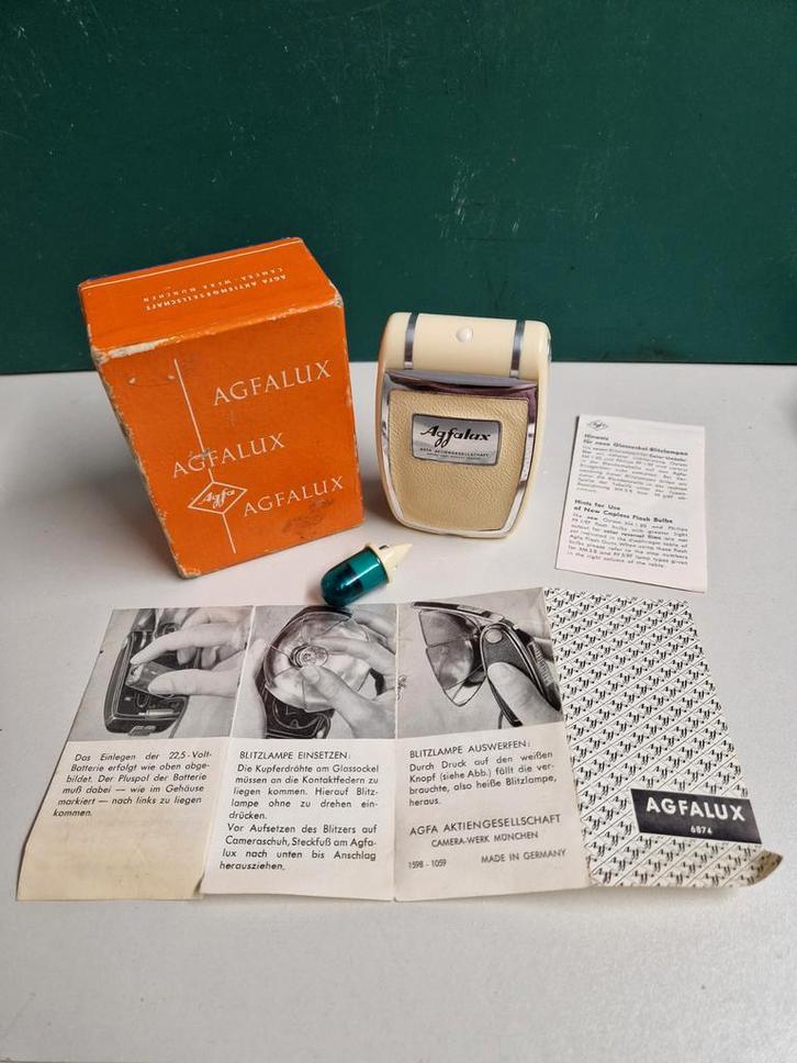 Vintage Agfalux Flitser, Audio, Tv en Foto, Fotografie | Flitsers, Gebruikt, Overige merken, Ophalen of Verzenden