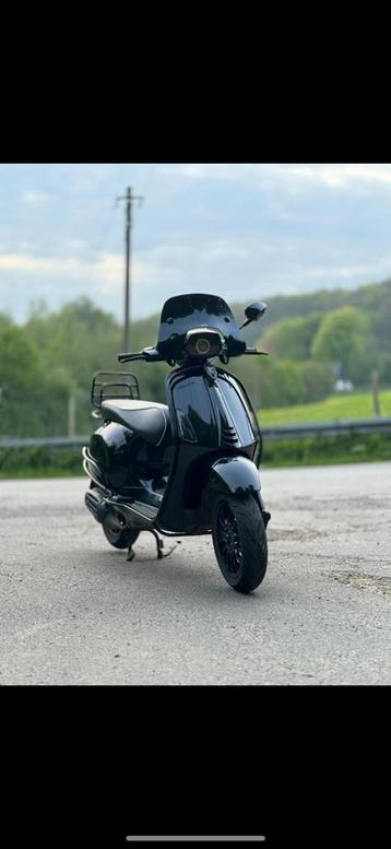 Vespa sprint beschikbaar voor biedingen