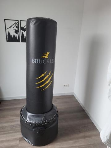 Bruce Lee staande bokszak 180cm beschikbaar voor biedingen