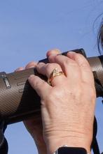 Gouden dames ring, Gebruikt, Overige kleuren, Ophalen of Verzenden, 17 tot 18