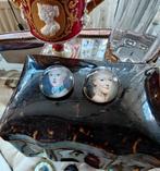 2 leuke vintage portret broches, Ophalen of Verzenden