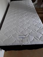 Topkwaliteit eenpersoonsbed, "cool feel" matras en topper., Ophalen, 90 cm, Eenpersoons, Zo goed als nieuw