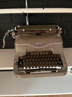 Triumph oude typemachine - Nostalgie!, Gebruikt, Ophalen of Verzenden