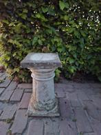 Betonnen pilaar, laag., Ophalen, Zo goed als nieuw