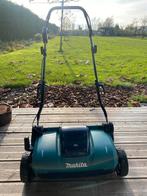 Makita DUV320 Accu Verticuteermachine met Opvangbak, Ophalen, Gebruikt, Accu