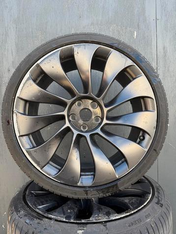 #74 SET 21’’ TESLA MODEL Y VELGEN+ZOMERBANDEN ORIGINEEL beschikbaar voor biedingen