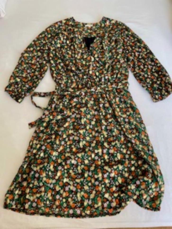 Zwierig jurkje LILI & LALA, M, deels gevoerd. Zwart + bloem, Kleding | Dames, Gelegenheidskleding, Zo goed als nieuw, Cocktailjurk