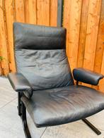 De Sede fauteuil + ottoman zwart leer, Huis en Inrichting, Fauteuils, Ophalen, Zo goed als nieuw, 50 tot 75 cm, Leer