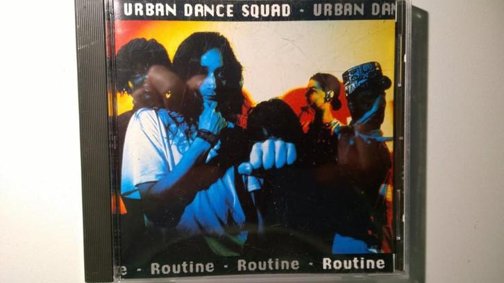 Urban Dance Squad - Routine, Cd's en Dvd's, Cd Singles, Zo goed als nieuw, Pop, 1 single, Maxi-single, Ophalen of Verzenden
