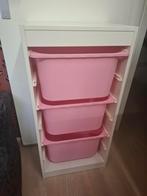 Trofast kast met roze bakken - goede staat!, Kinderen en Baby's, Kinderkamer | Commodes en Kasten, Zo goed als nieuw, Minder dan 50 cm