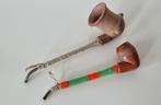 Vintage klei pijpen, metalen steel omwonden met kralen touw, Ophalen of Verzenden, Zo goed als nieuw, (Water)pijp