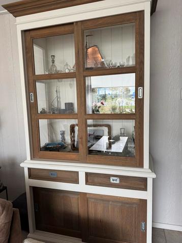 Buffetkast Zo Goed Als Nieuw! beschikbaar voor biedingen