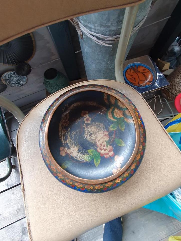 Antieke Cloisonné Kom met Bloemenmotief, Antiek en Kunst, Antiek | Schalen, Ophalen of Verzenden