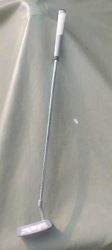 Wilson Harmonized M1 dames putter 34 inch, Sport en Fitness, Golf, Zo goed als nieuw, Club, Overige merken, Ophalen of Verzenden