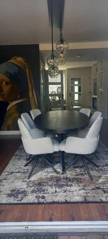 6 Luxury Designer Eetkamerstoelen draaibaar met zwarte poten beschikbaar voor biedingen