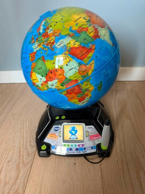 V tech wereldbol, Kinderen en Baby's, Speelgoed | Vtech, Zo goed als nieuw, 6 jaar of ouder, Ophalen of Verzenden