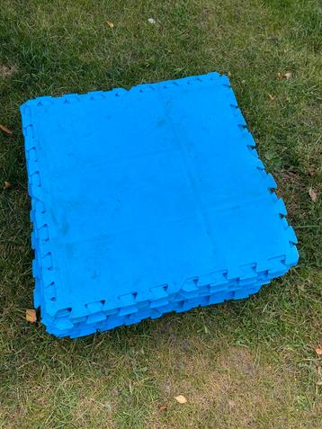 Zwembad ondertegels - 50x50x0,3 cm (61 tegels) beschikbaar voor biedingen