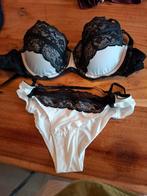 Mooi setje van Hunkemöller maat S en 75D, Kleding | Dames, Ondergoed en Lingerie, Hunkemöller, Ophalen of Verzenden, Overige kleuren