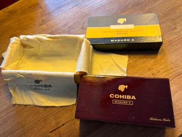 Bewaardoos sigaren COHIBA beschikbaar voor biedingen