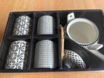 Chinese tee set, nieuw in doos., Ophalen, Nieuw, Overige stijlen, Aardewerk