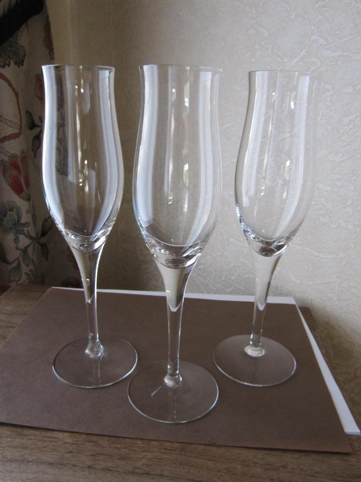 Vijf mooie hoge kristalglas champagne fluiten -, Antiek en Kunst, Antiek | Glas en Kristal, Verzenden