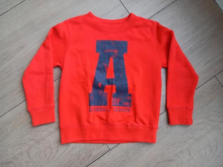 K60 Rode trui maat 110/116, Kinderen en Baby's, Kinderkleding | Maat 110, Zo goed als nieuw, Jongen, Trui of Vest, Ophalen of Verzenden