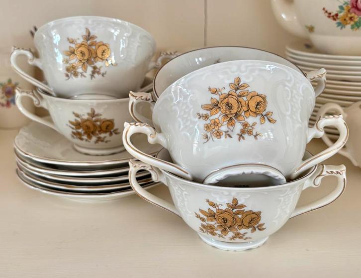 5 soepkommen Mosa barok gouden roosjes, Antiek en Kunst, Antiek | Servies los, Ophalen of Verzenden