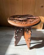 Indisch houten bijzettafeltje, Minder dan 45 cm, Minder dan 55 cm, Ophalen of Verzenden, Zo goed als nieuw