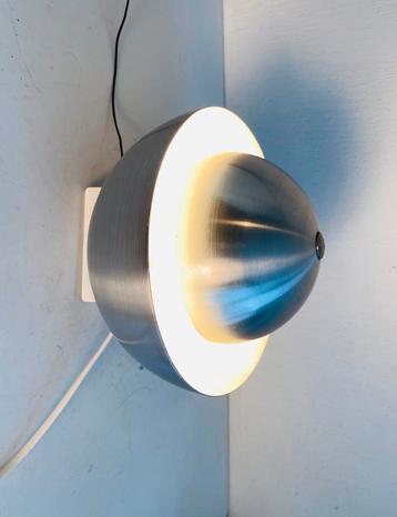 Space Age wandlamp , jaren 70 beschikbaar voor biedingen