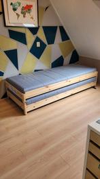 Opstapelbaar logeerbed, Huis en Inrichting, Ophalen, Zo goed als nieuw, Tweepersoons, Hout