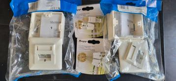 UTP wanddoos VLCP89150I en Kopp utp klapstekkers beschikbaar voor biedingen