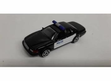 Ford Crown Victoria *Police*, black/white beschikbaar voor biedingen