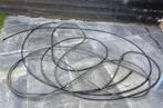 Druppel systeem  met plaatic haringen. En watergrondkabel, Ophalen, Gebruikt