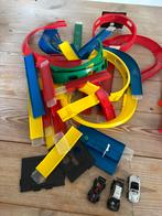 Darda autobaanset met 4 autootjes De enige echte van vroeger, Kinderen en Baby's, Speelgoed | Racebanen, Overige merken, Opwindmechanisme