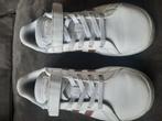 Meisjes Adidas schoenen maat 31, Ophalen, Zo goed als nieuw, Meisje, Schoenen