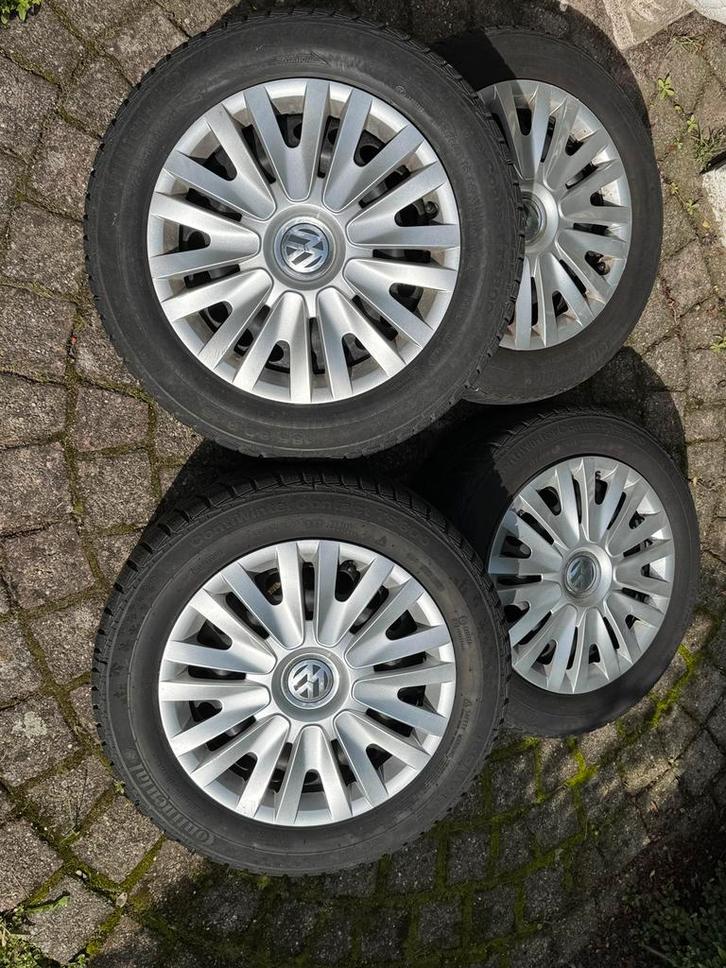 Volkswagen Polo 9N3 wieldoppen & winterbandenset(Kerstmarkt), Auto diversen, Wieldoppen, Zo goed als nieuw, Ophalen